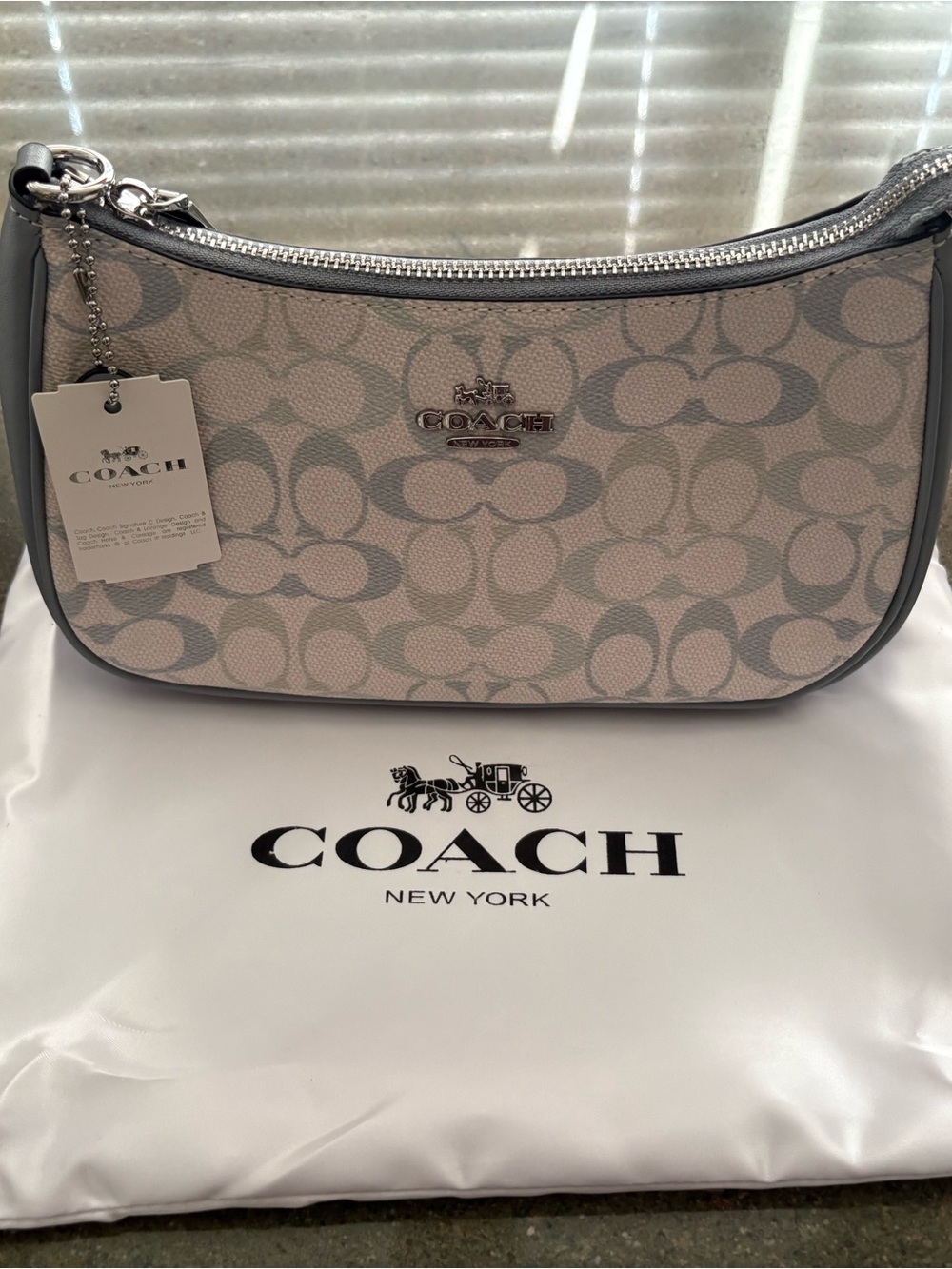 Signature Jacquard Shoulder Bag in Light Pink